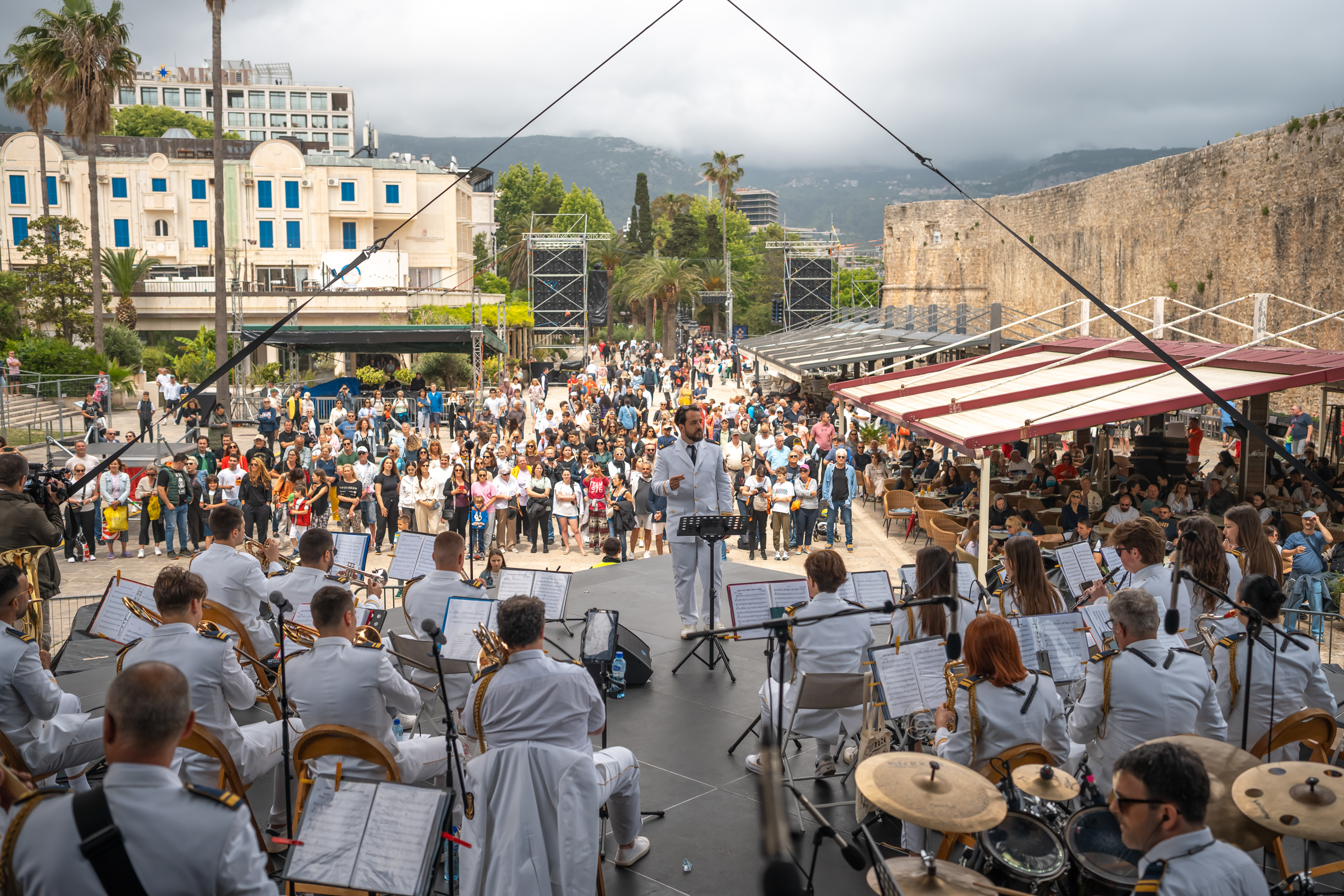 budva-camps budva-hostels budva-registration-fee budva-beach-bar budva-food