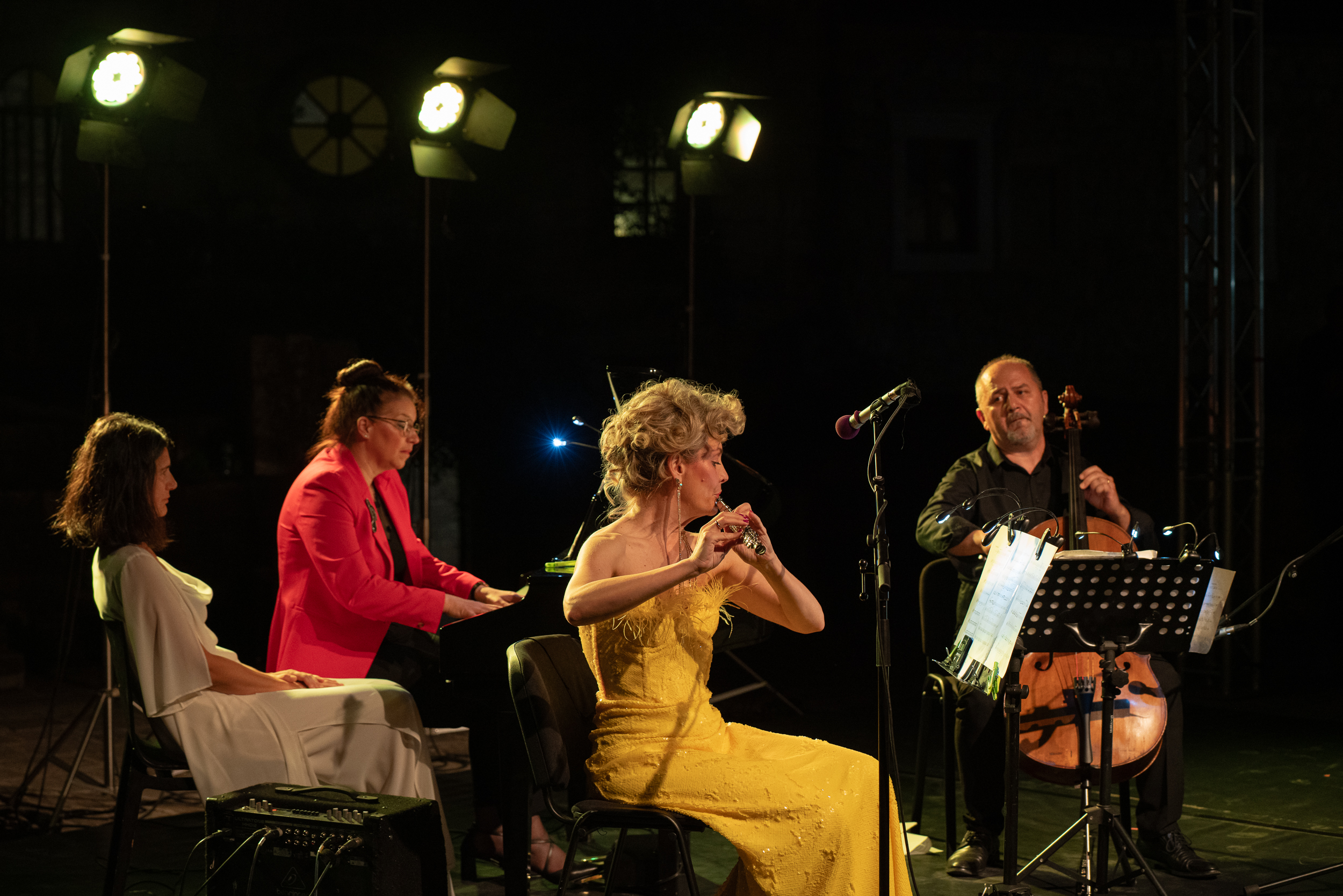 budva-activities budva-registration-fee budva-beach-bar budva-hostels budva-nightlife