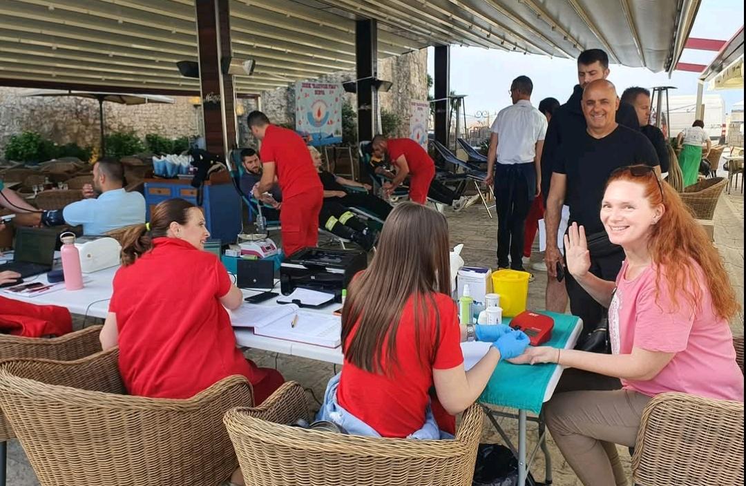 budva-hostels montenegro budva-yacht budva-weather budva-beach-bar