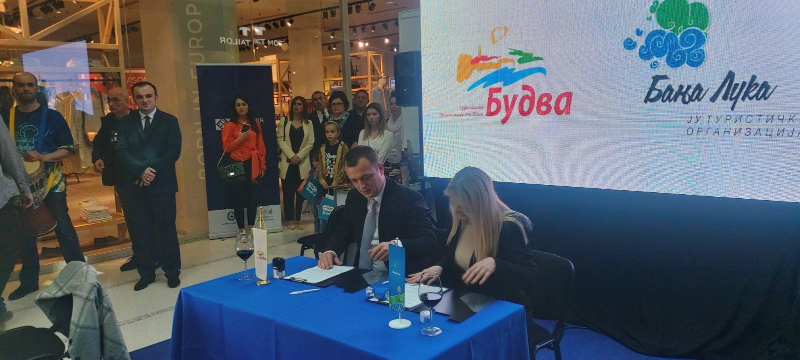 budva budva-nightlife budva-old-town budva-tourist-organization budva-sea