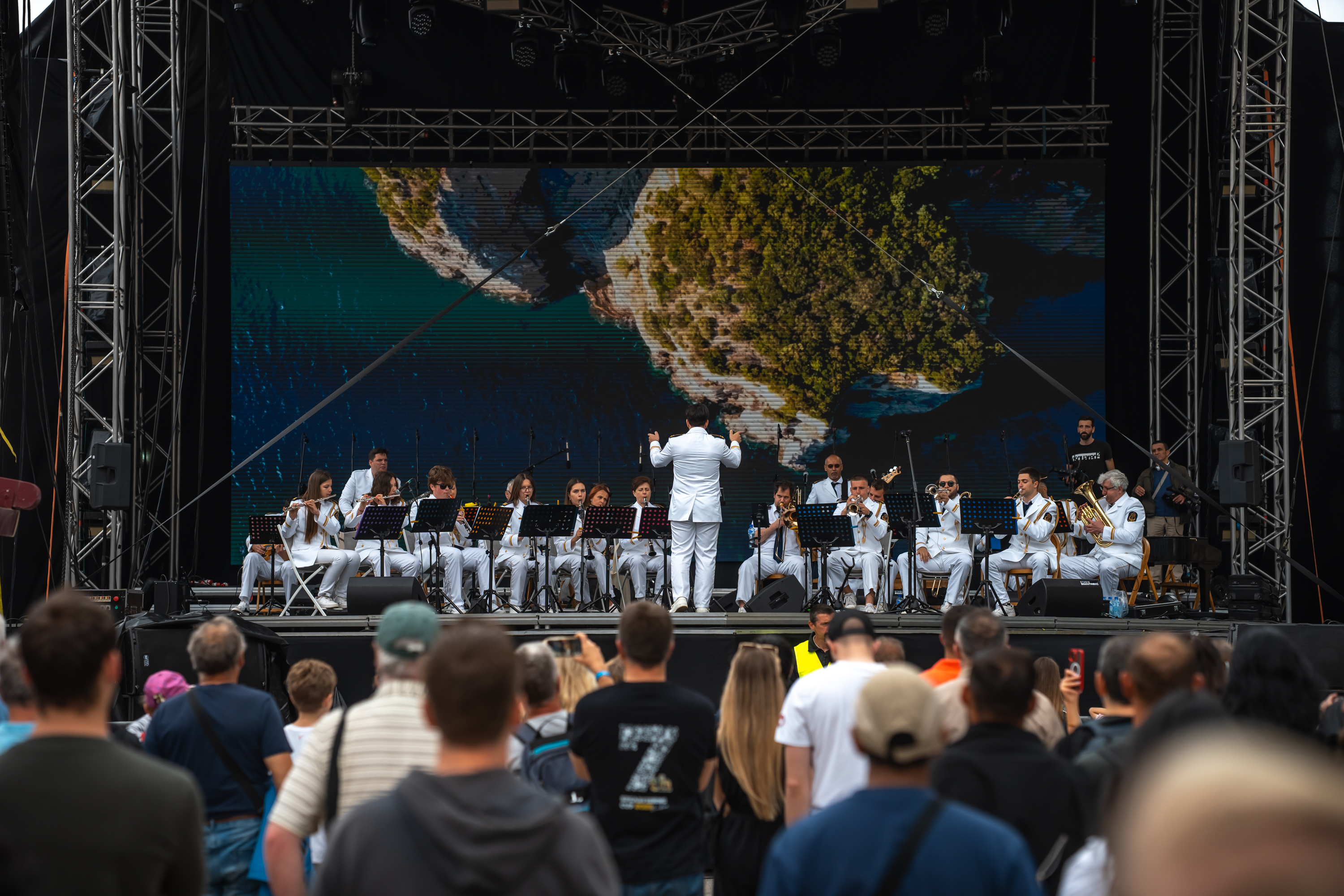 budva-caffes budva-marina budva-restaurants budva-hostels budva-beach