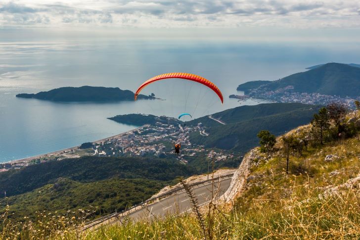 budva-nightlife beach budva-yacht budva-sea budva-events
