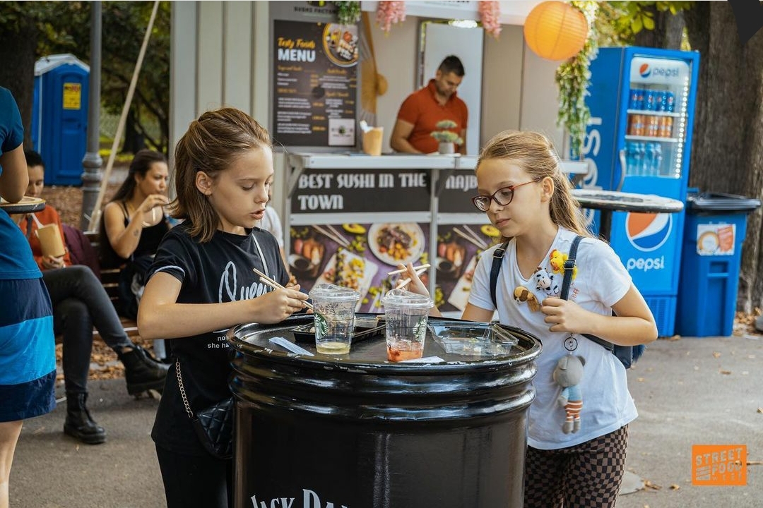 budva-tourist-organization budva-food budva-sea budva-caffes budva-yacht