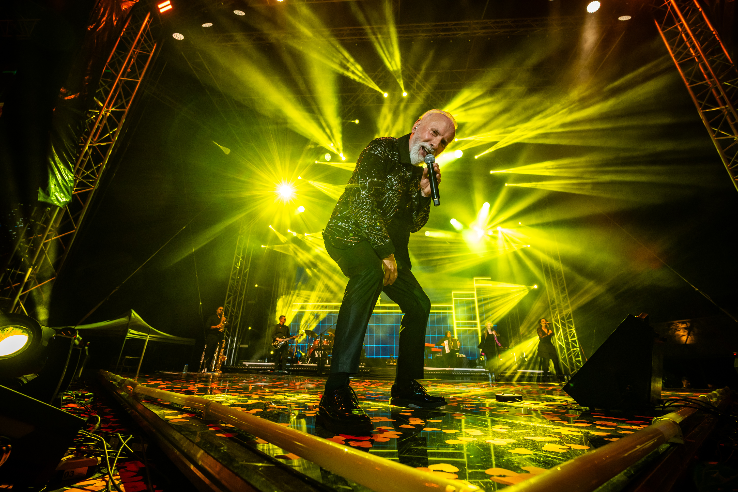 budva-yacht budva-activities budva-beach-bar budva-sea budva-caffes