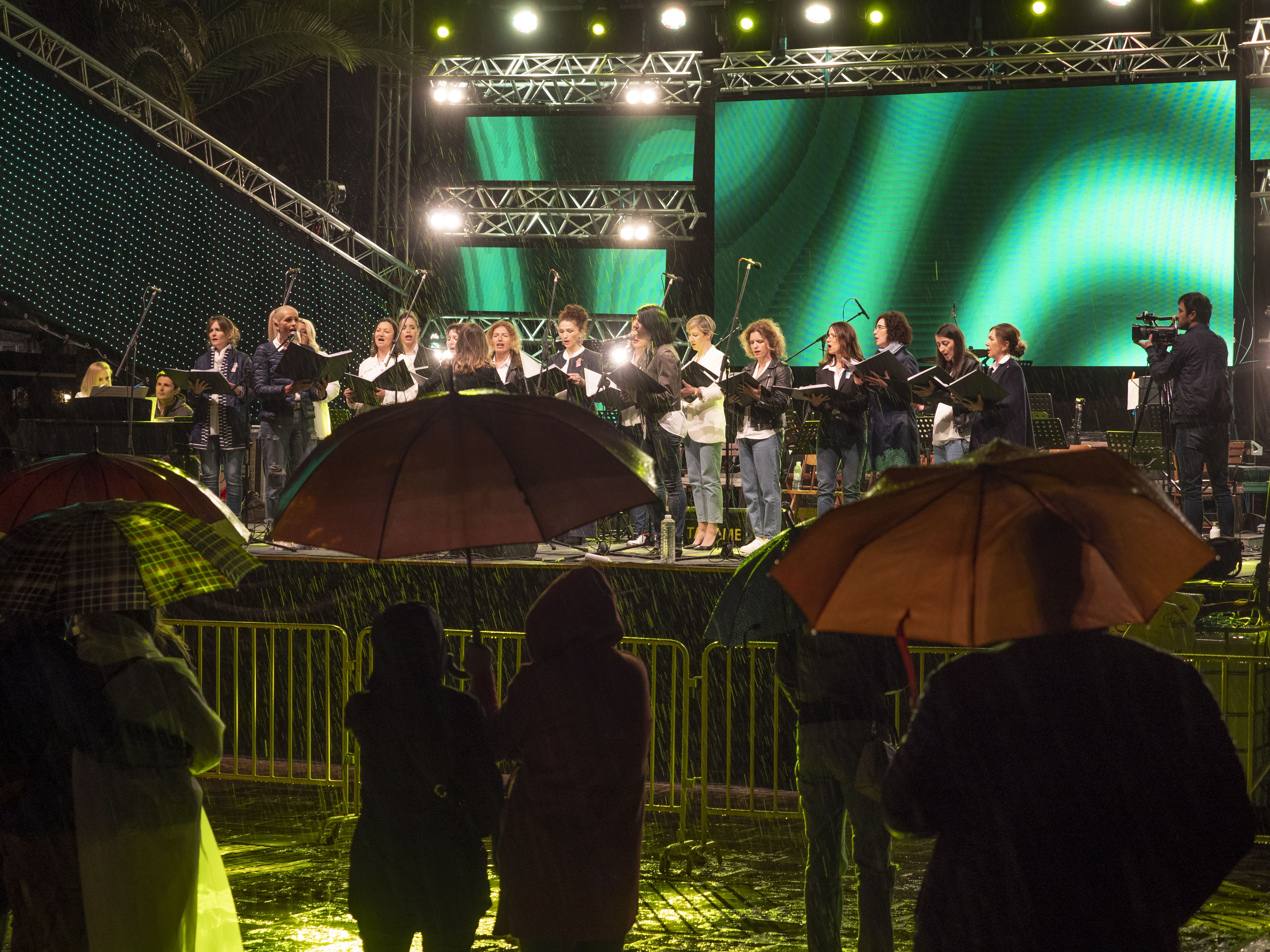 beach budva-Montenegro budva-marina budva-hostels budva-registration-fee