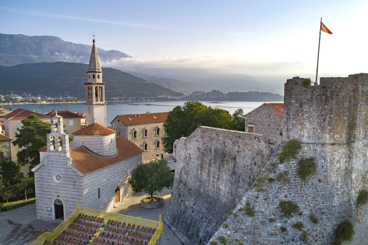 budva-beach-bar budva-caffes beach budva-hotels budva-beach