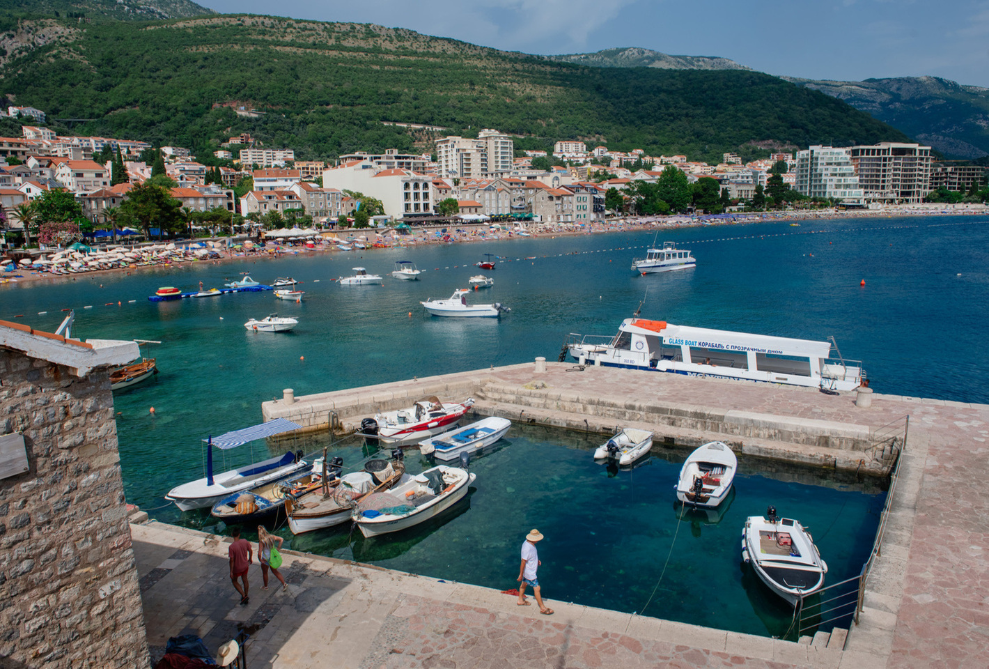 budva-sea budva-beach-bar budva-old-town budva-food budva-weather